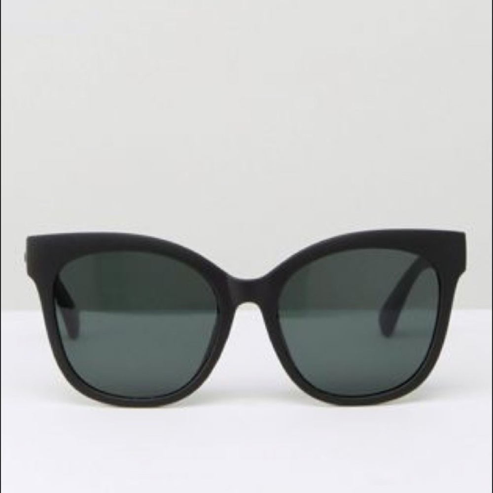 NWT Quay It’s My Way Sunglasses - Picture 2 of 4